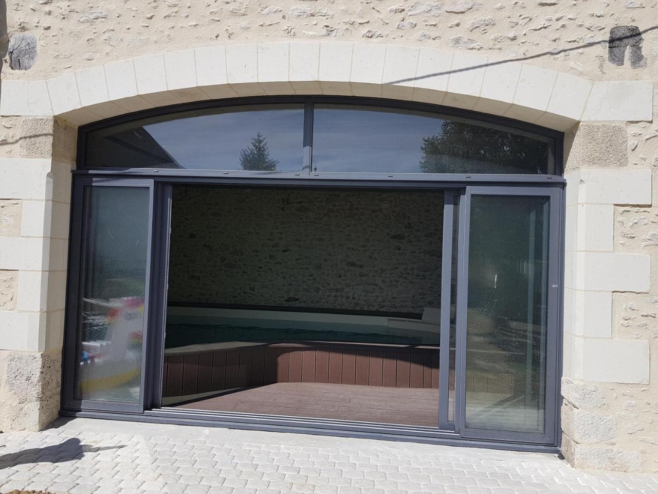 Le Clos De La Briollerie Hotel Tauxigny Exterior photo